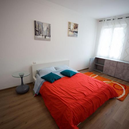 Intero Appartamento A Genova Екстериор снимка
