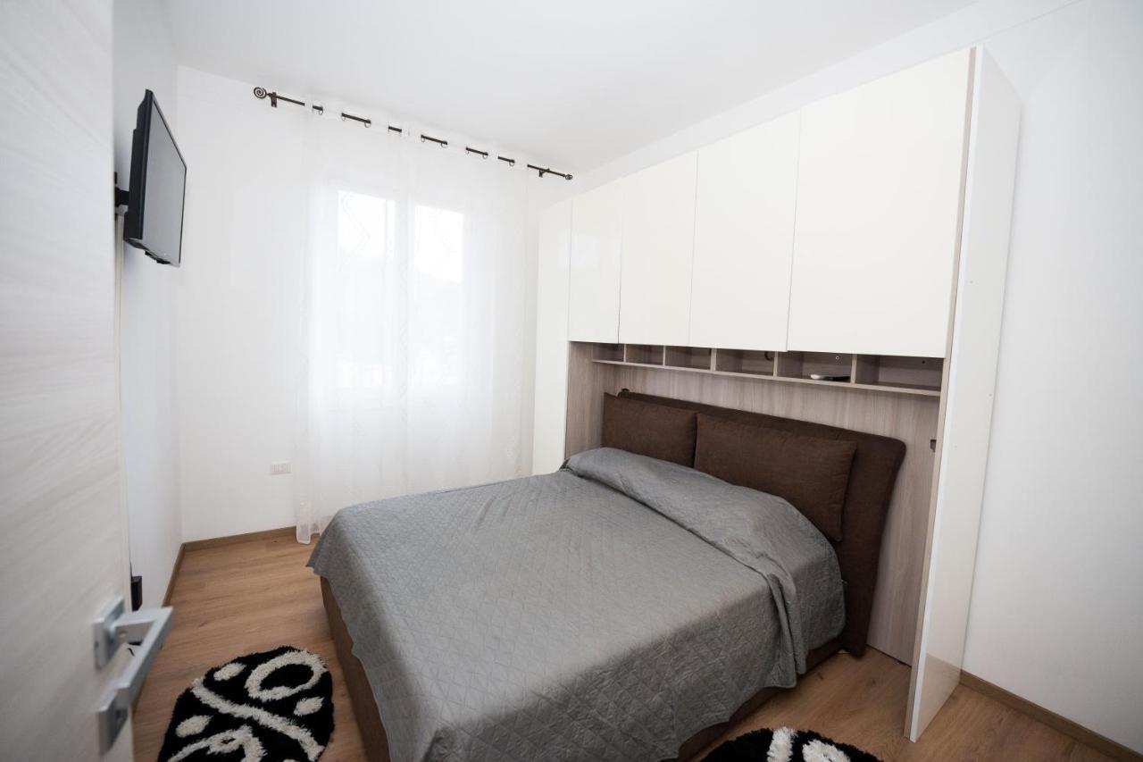 Intero Appartamento A Genova Екстериор снимка